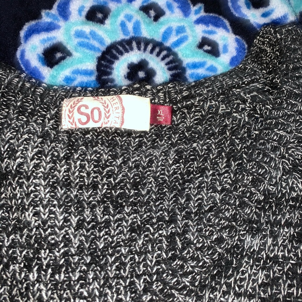Sweater - Picture 2 of 2